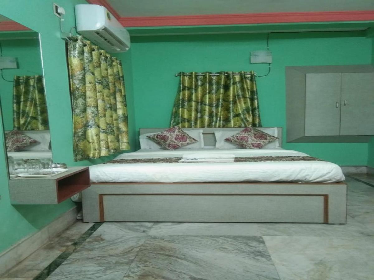 Hotel O Palace Inn Near Acropolis Mall Jādabpur Kültér fotó