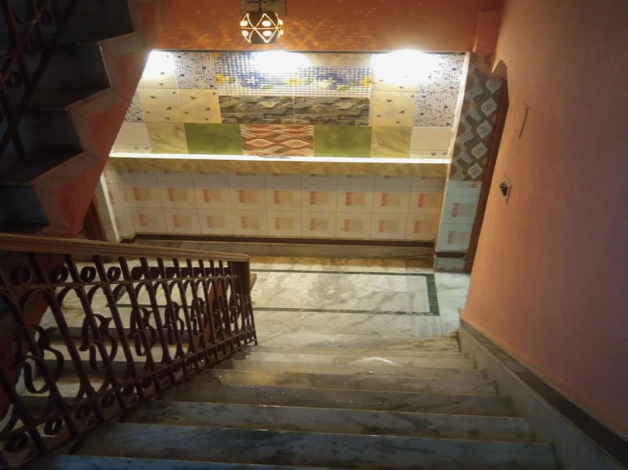Hotel O Palace Inn Near Acropolis Mall Jādabpur Kültér fotó