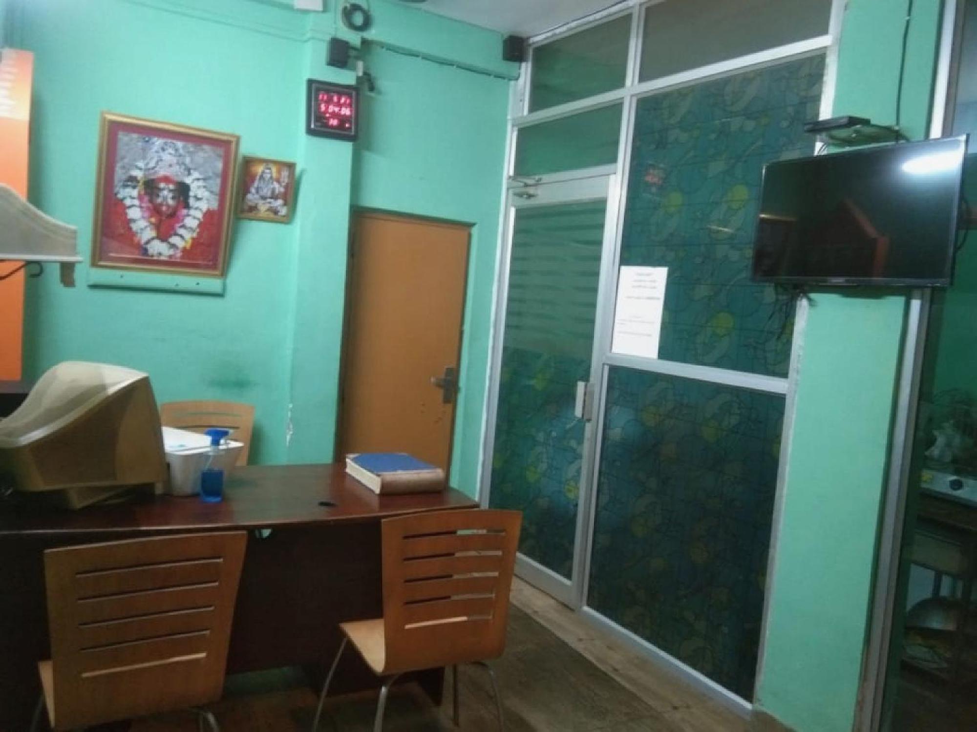 Hotel O Palace Inn Near Acropolis Mall Jādabpur Kültér fotó